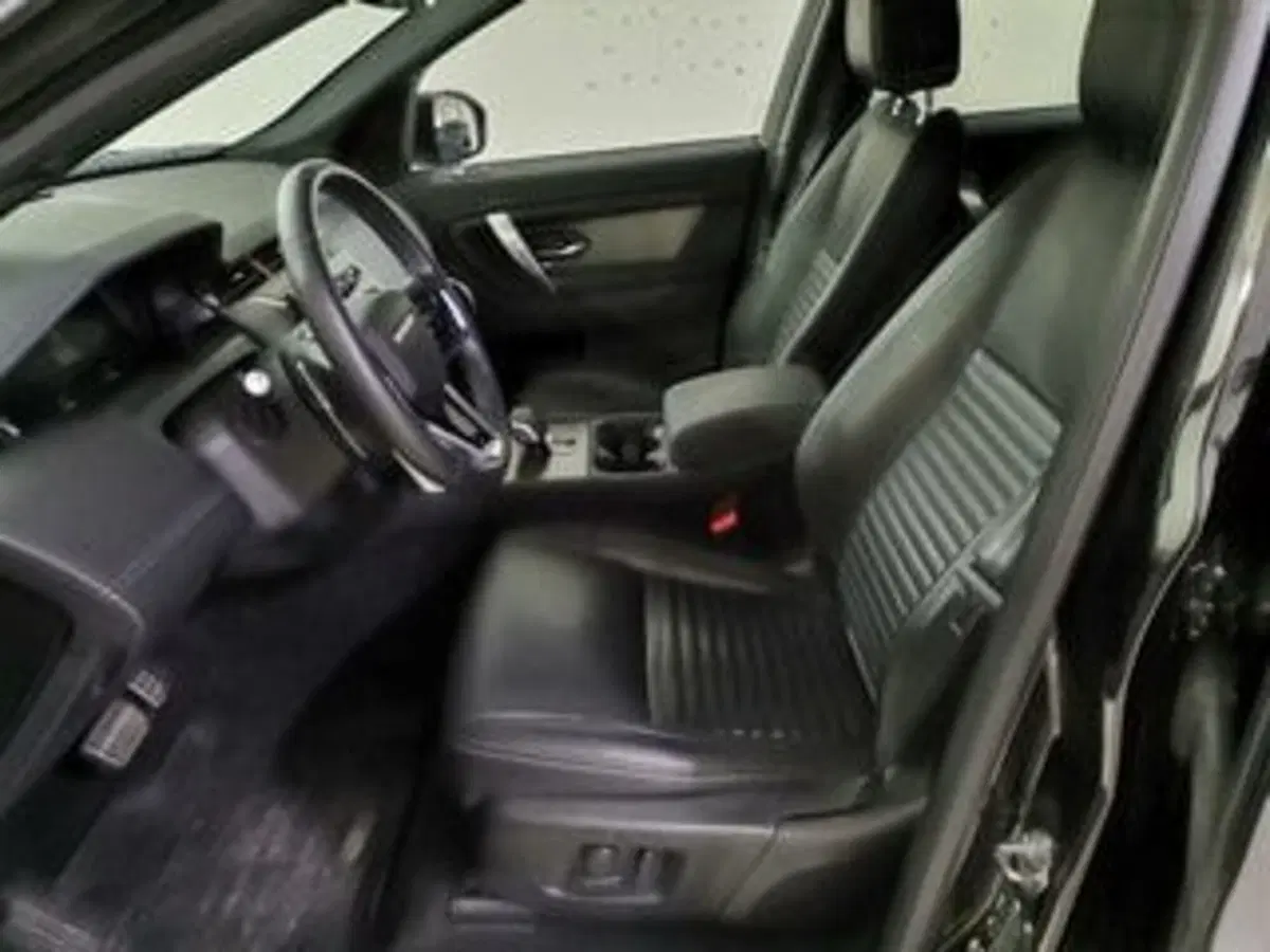 Land Rover Discovery Sport usata a Salerno (8)