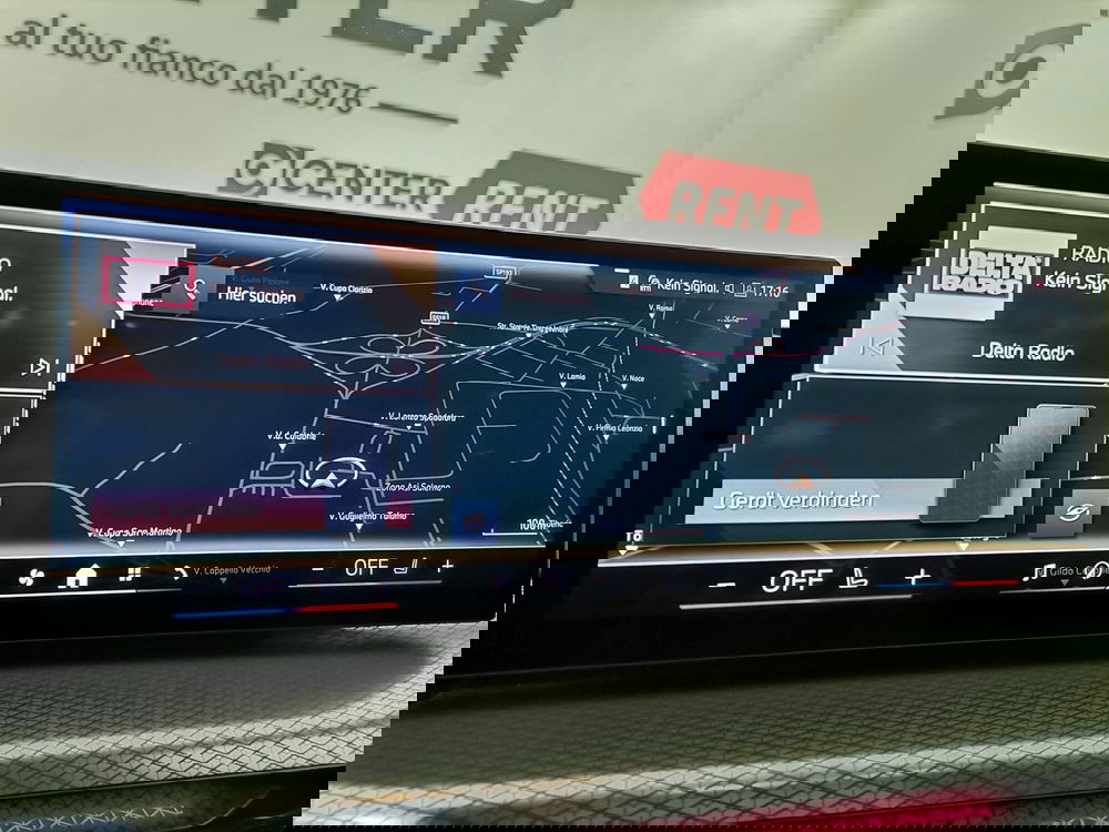 BMW Serie 3 usata a Salerno (15)