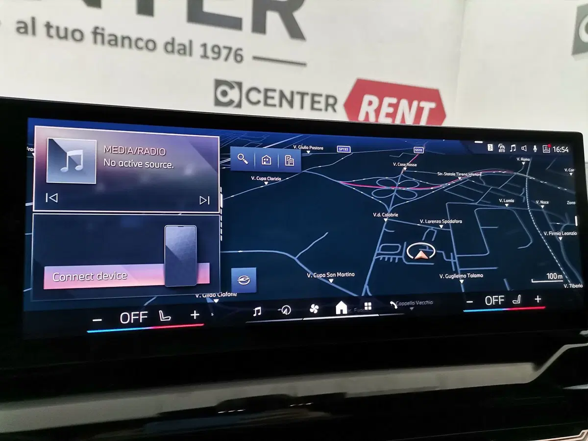 BMW Serie 5 Touring usata a Salerno (16)