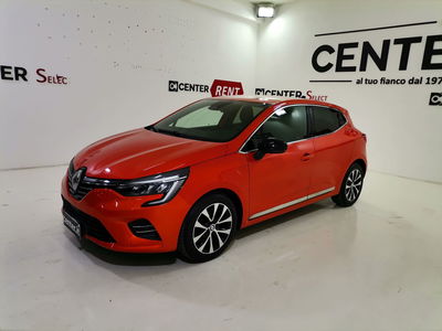 Renault Clio TCe 90 CV 5 porte Intens del 2022 usata a Salerno