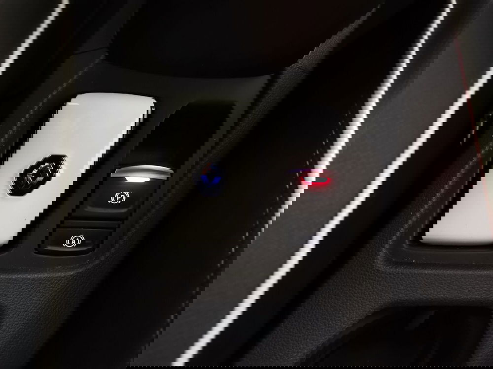 Renault Clio usata a Salerno (18)