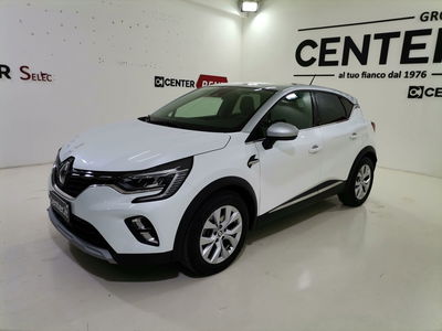 Renault Captur Full Hybrid E-Tech 145 CV Intens del 2021 usata a Salerno