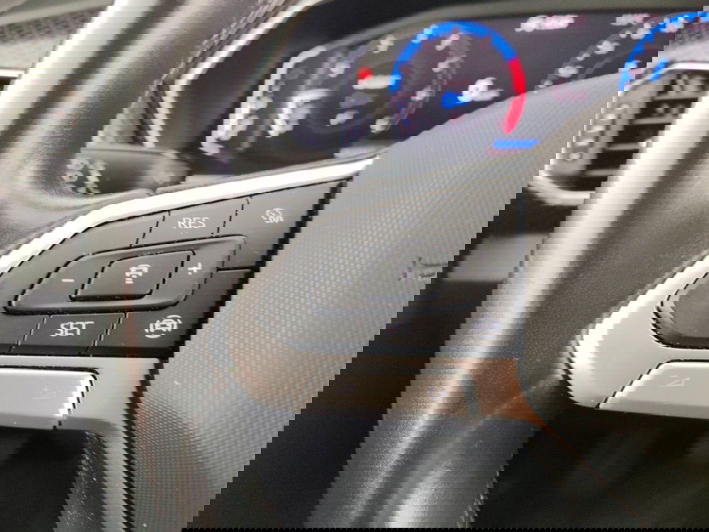 Volkswagen T-Cross usata a Massa-Carrara (14)