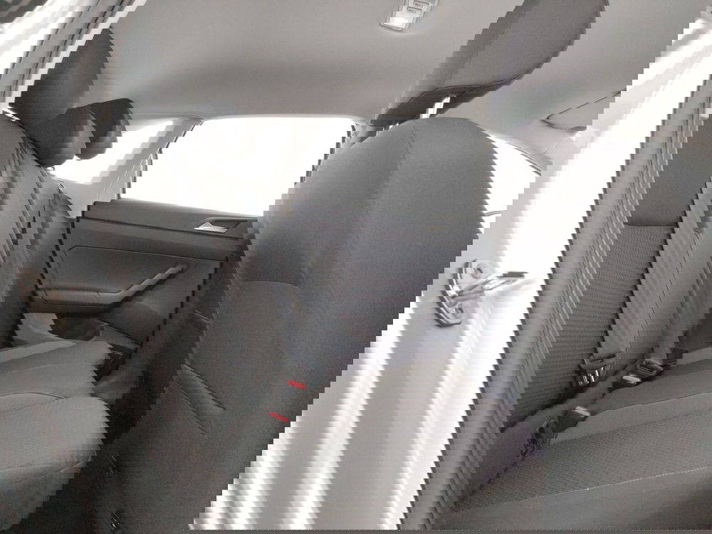 Volkswagen Taigo usata a Napoli (9)