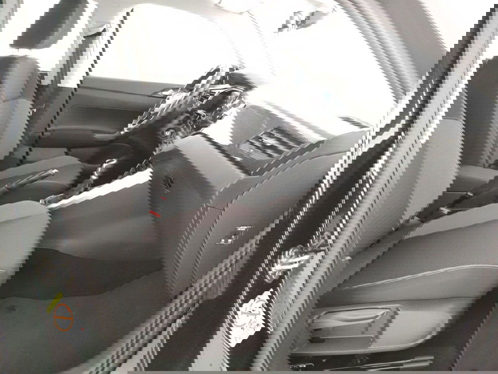 Volkswagen Taigo usata a Napoli (6)