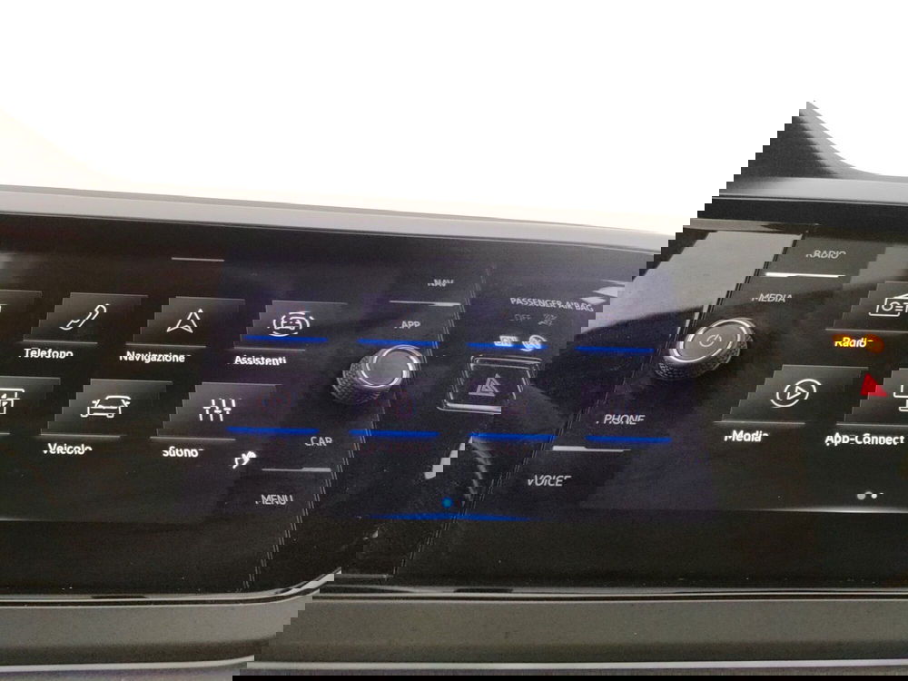 Volkswagen Taigo usata a Napoli (15)