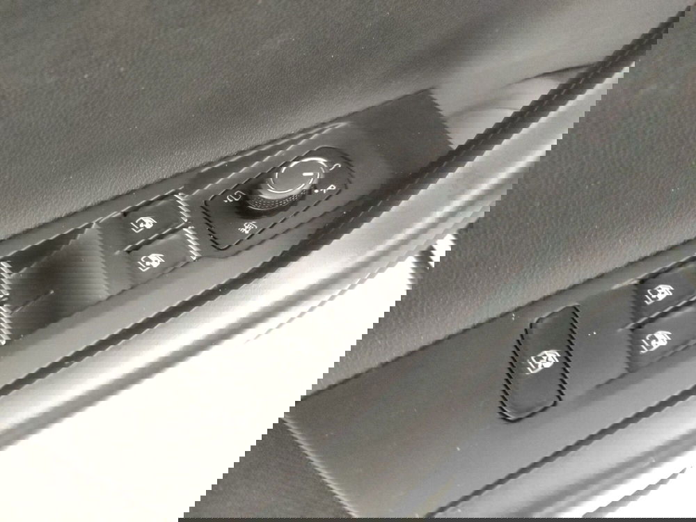 Volkswagen Taigo usata a Napoli (10)