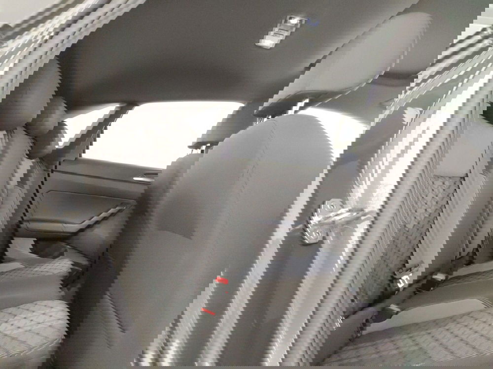 Volkswagen Taigo usata a Napoli (9)