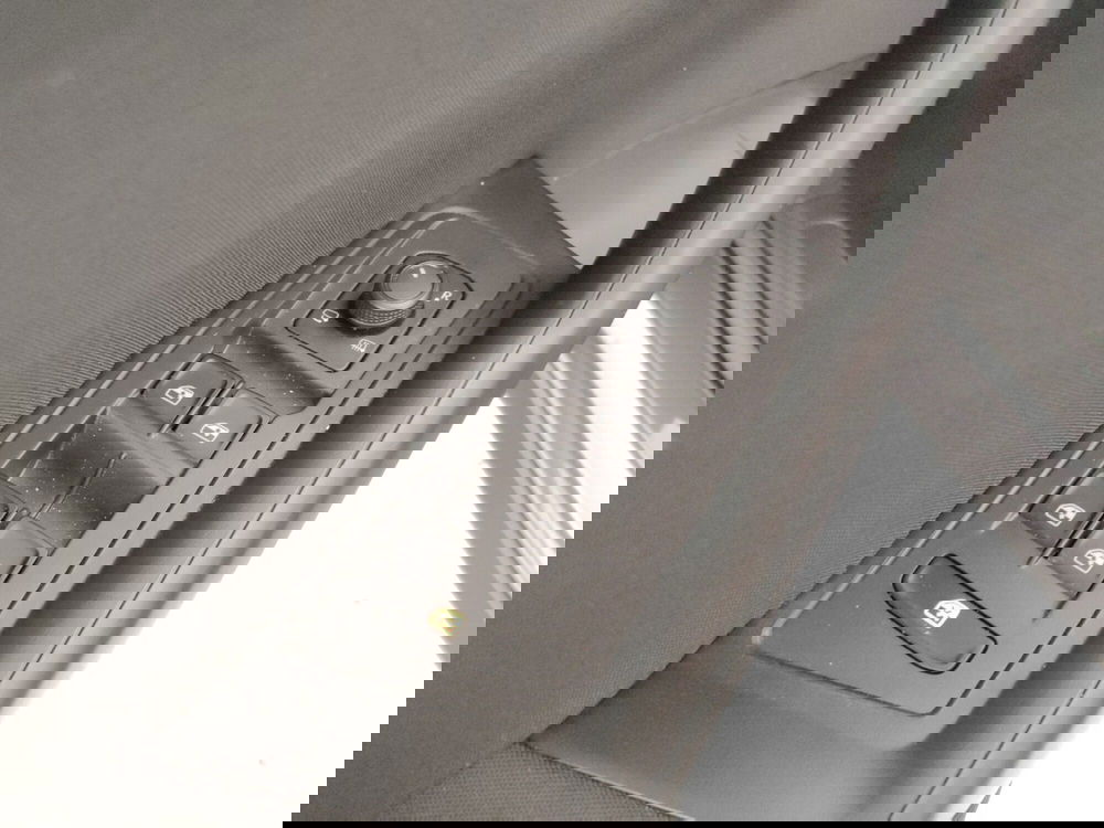 Volkswagen T-Roc usata a Napoli (10)