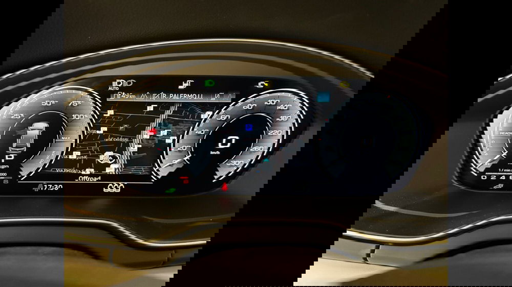 Audi Q5 Sportback nuova a Palermo (3)