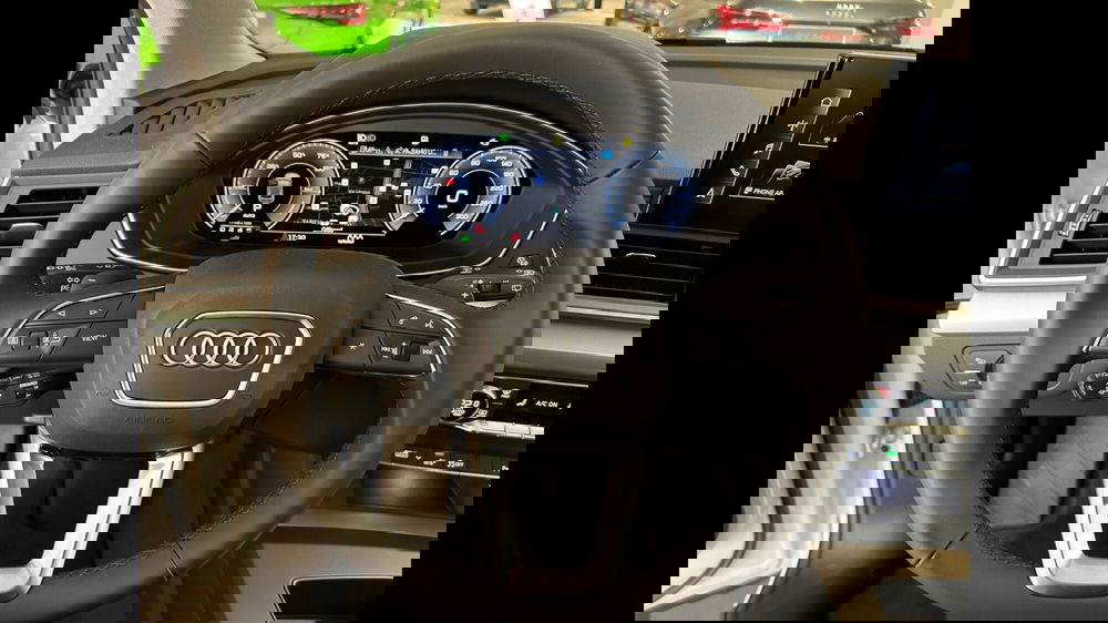 Audi Q5 Sportback nuova a Palermo (4)