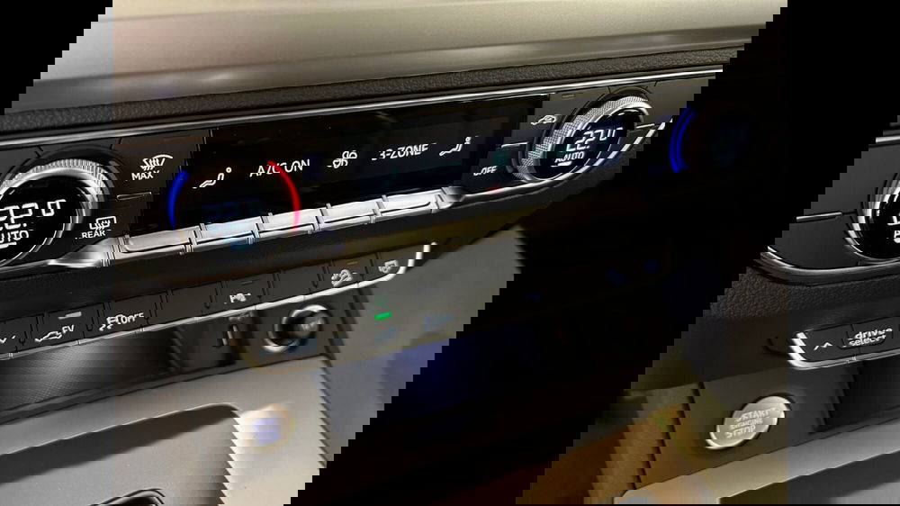 Audi Q5 Sportback nuova a Palermo (7)