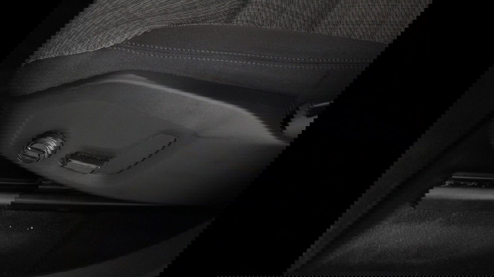 VOLVO Veicoli Commerciali XC60 usata a Palermo (17)