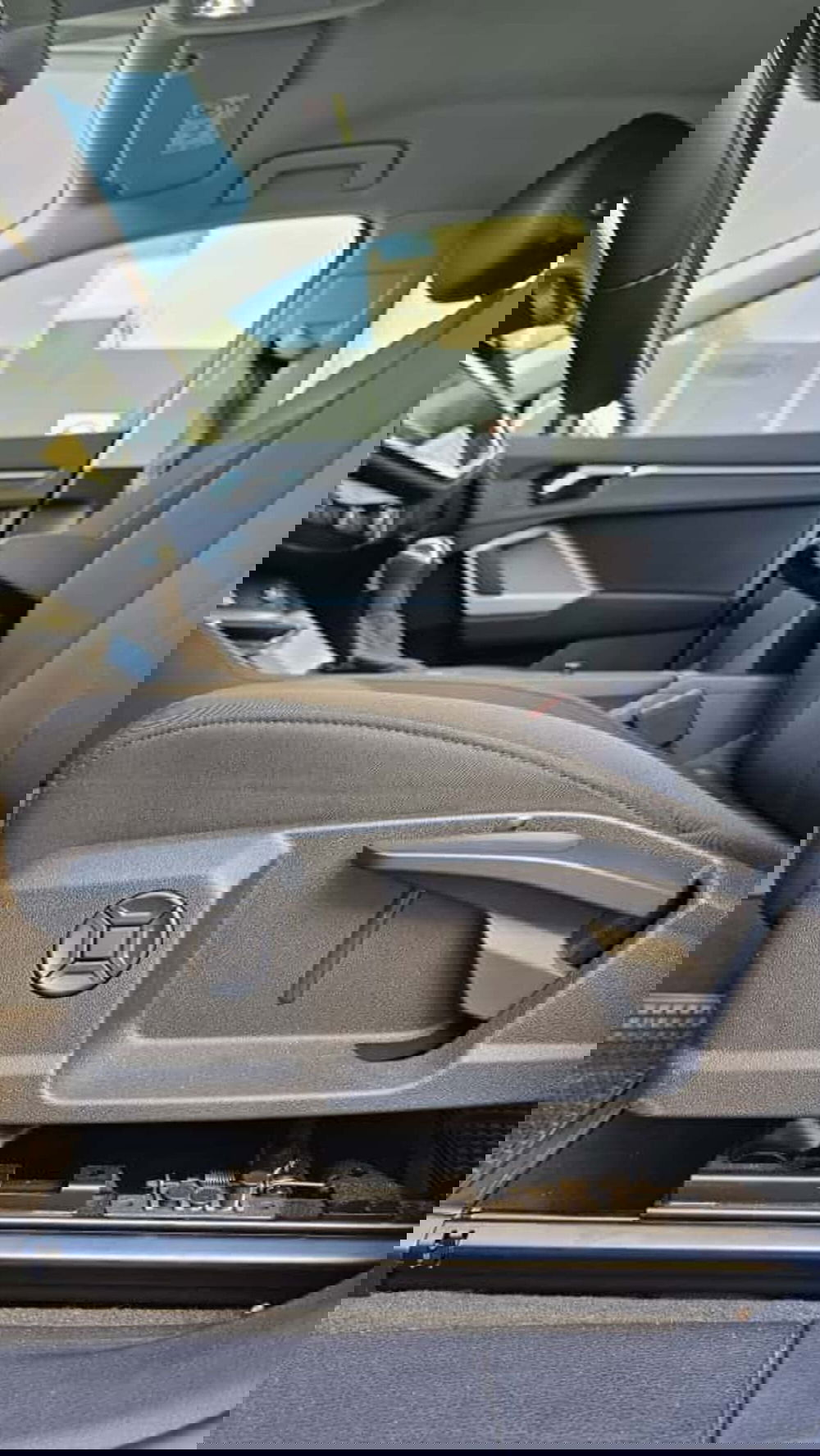 Audi Q3 Sportback usata a Palermo (10)