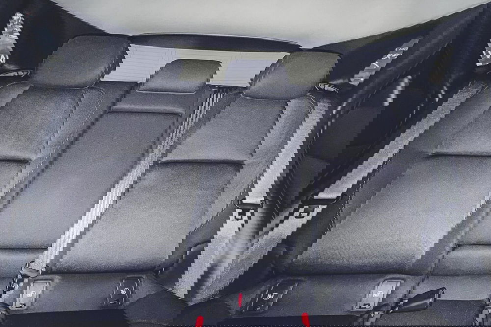 Mazda CX-30 nuova a Vercelli (12)