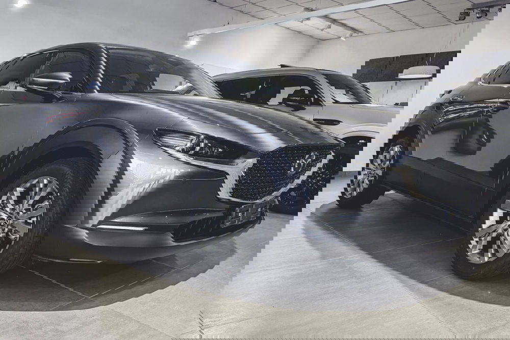 Mazda CX-30 nuova a Vercelli (2)