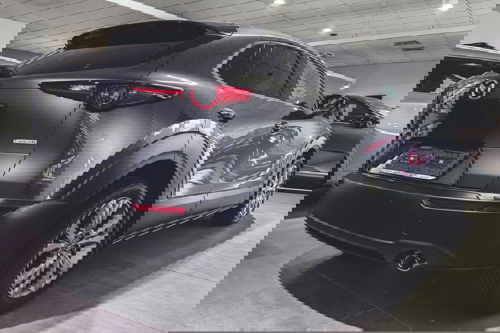 Mazda CX-30 nuova a Vercelli (3)