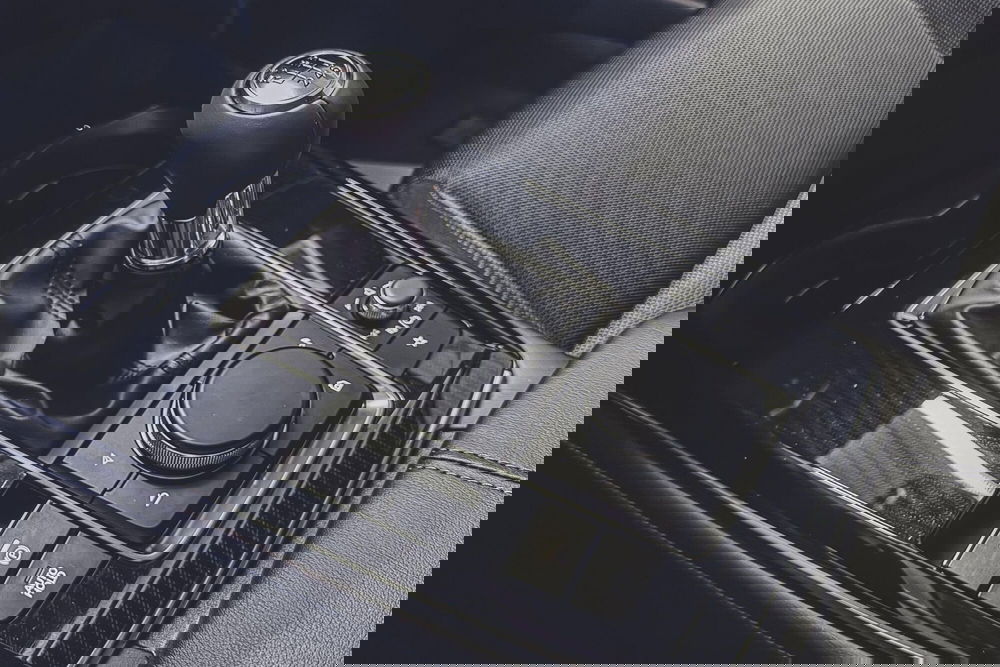 Mazda CX-30 nuova a Vercelli (9)