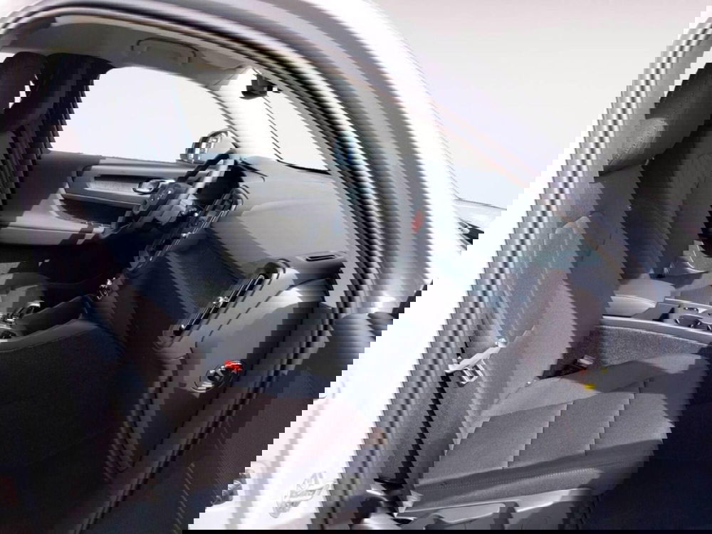 Volvo XC40 nuova a Bologna (14)