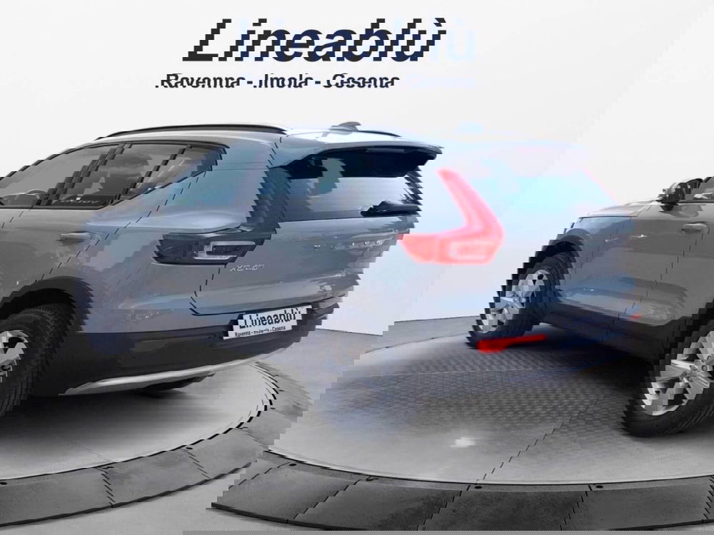 Volvo XC40 nuova a Bologna (3)