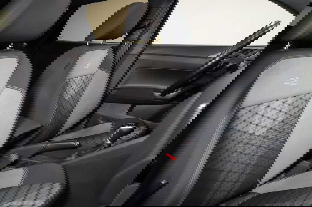 Volkswagen Taigo usata a Varese (14)