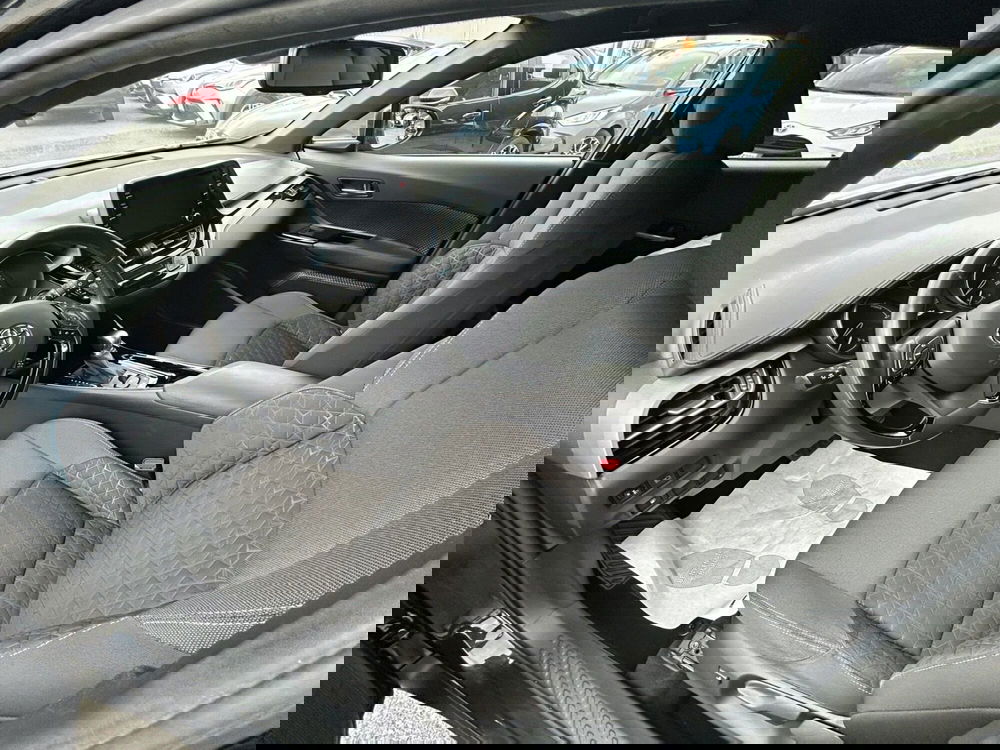 Toyota Toyota C-HR usata a Bergamo (5)