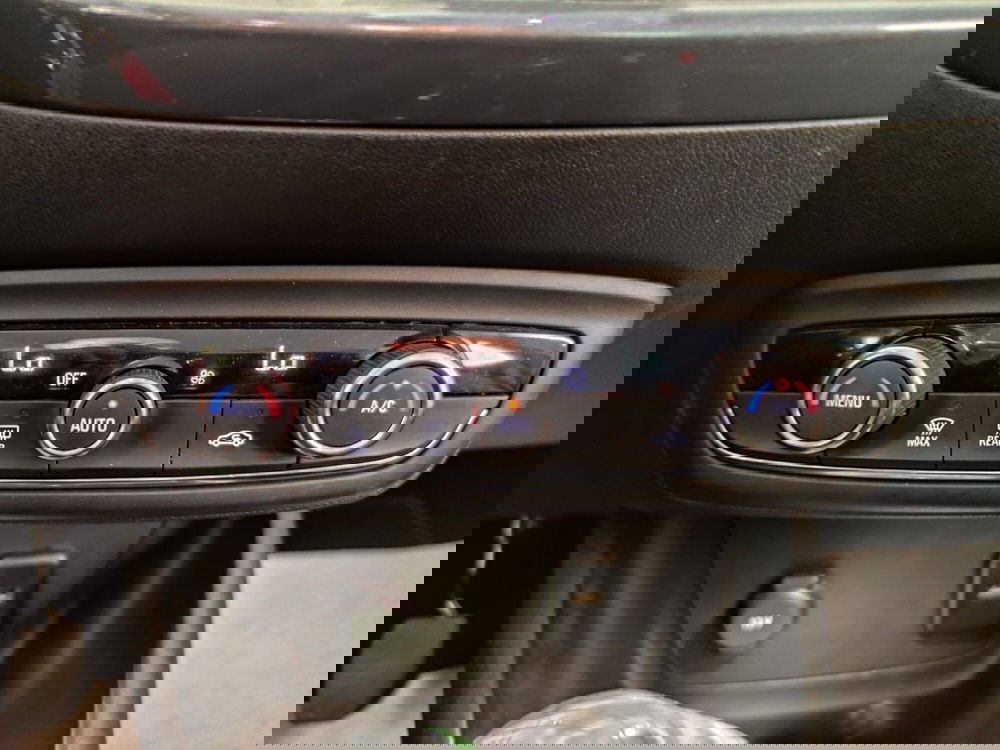 Opel Crossland X usata a Monza e Brianza (20)