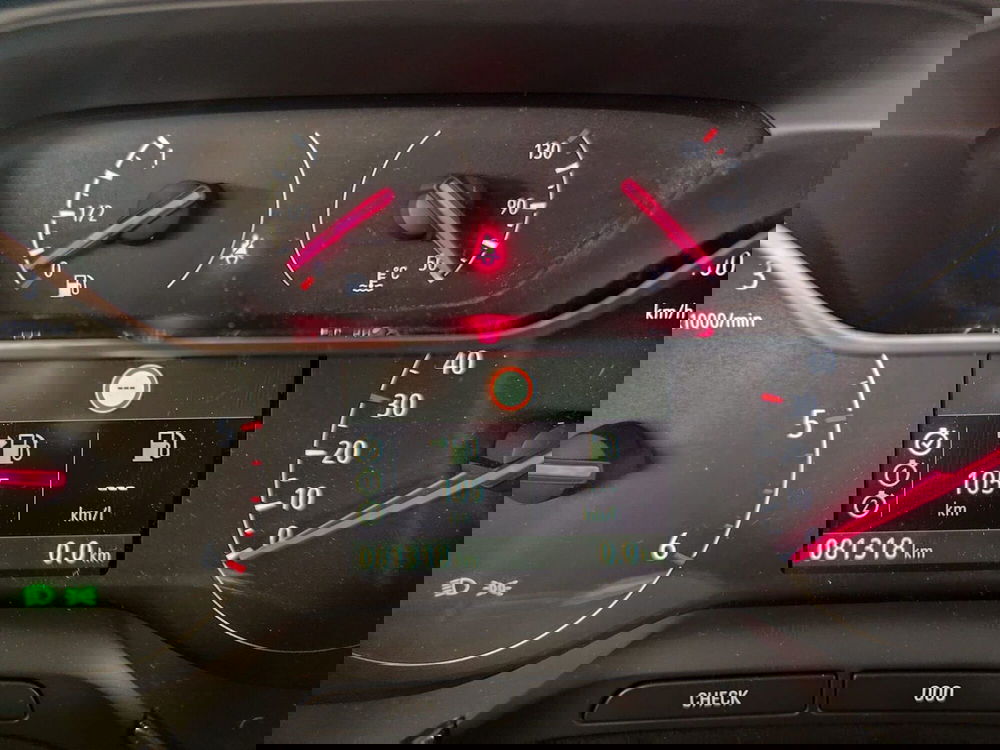 Opel Crossland X usata a Monza e Brianza (9)