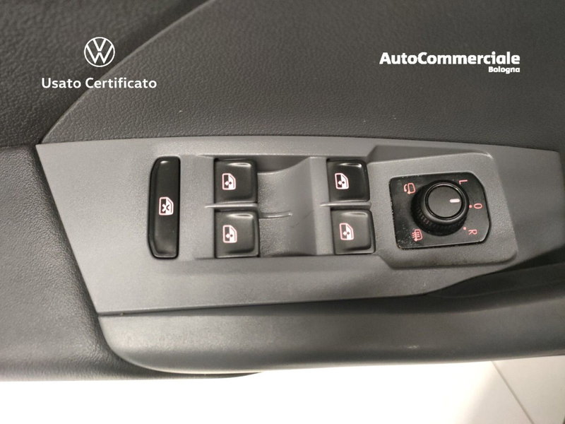 Volkswagen T-Cross usata a Bologna (9)