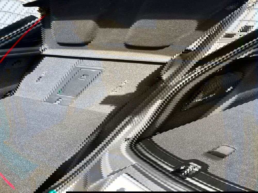 Volvo XC40 usata a Firenze (13)