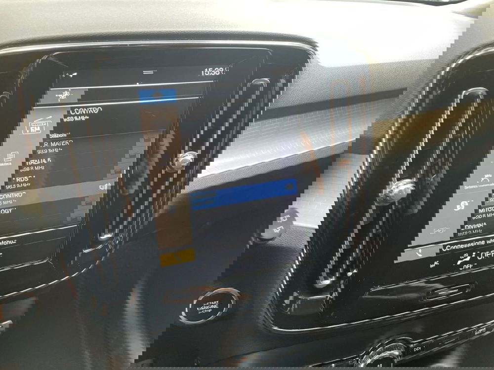 Volvo XC40 usata a Firenze (17)