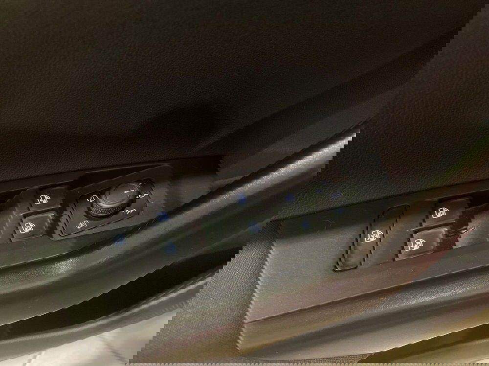 Volkswagen Taigo usata a Pistoia (17)