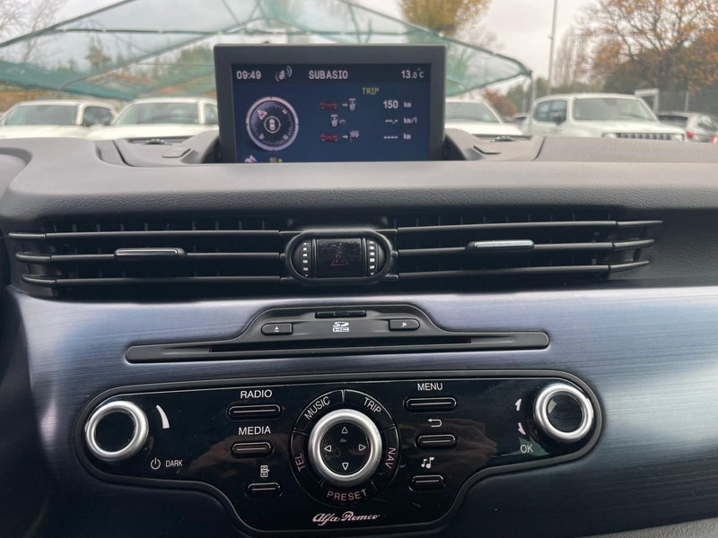 Alfa Romeo Giulietta usata a Ancona (13)