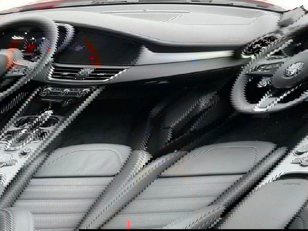 Alfa Romeo Giulia nuova a Ancona (10)