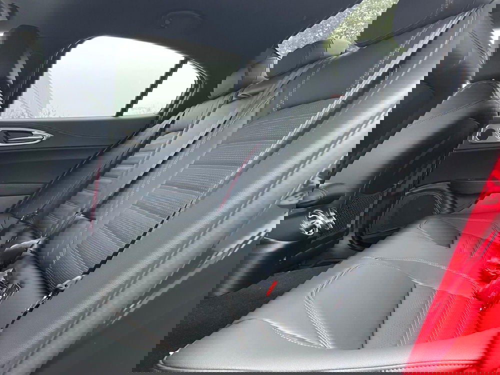 Alfa Romeo Giulia nuova a Ancona (19)