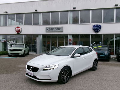 Volvo V40 D2 Geartronic R-design del 2019 usata a San Dona' Di Piave