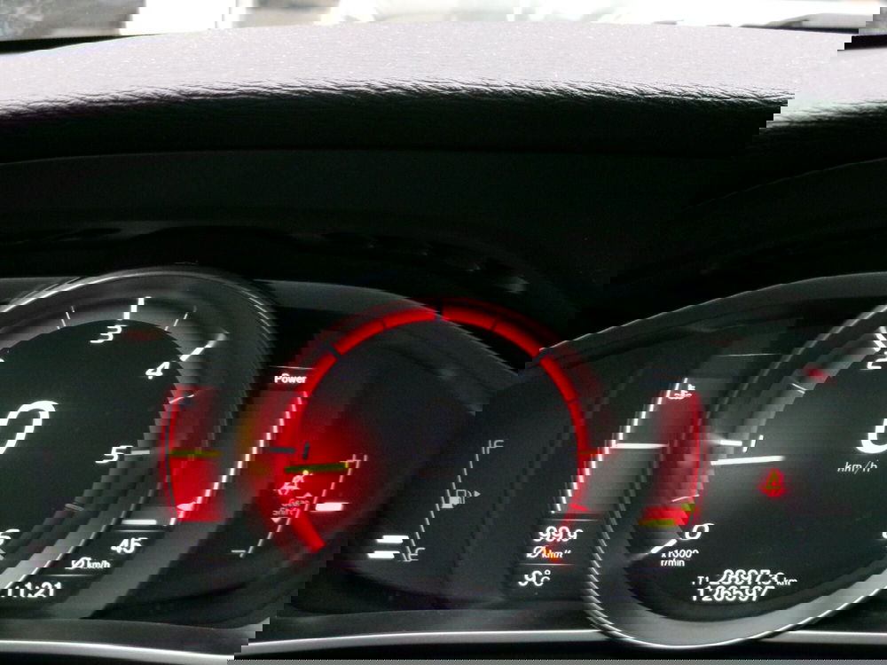 Volvo V40 usata a Venezia (8)