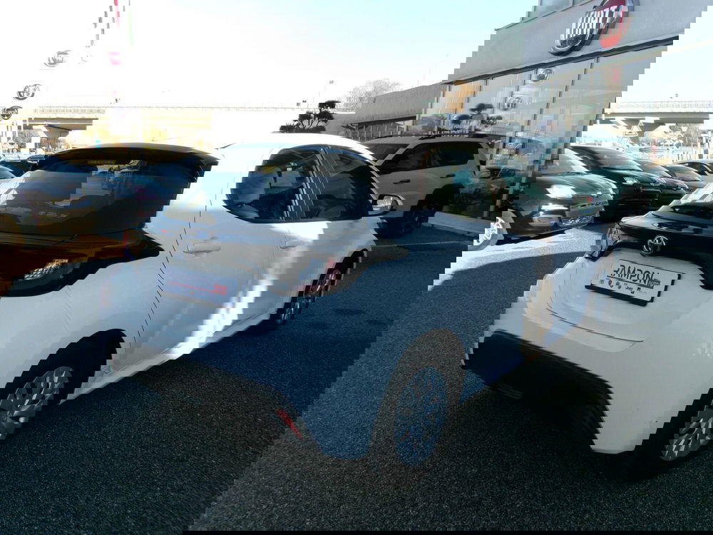 Toyota Yaris usata a Venezia (5)