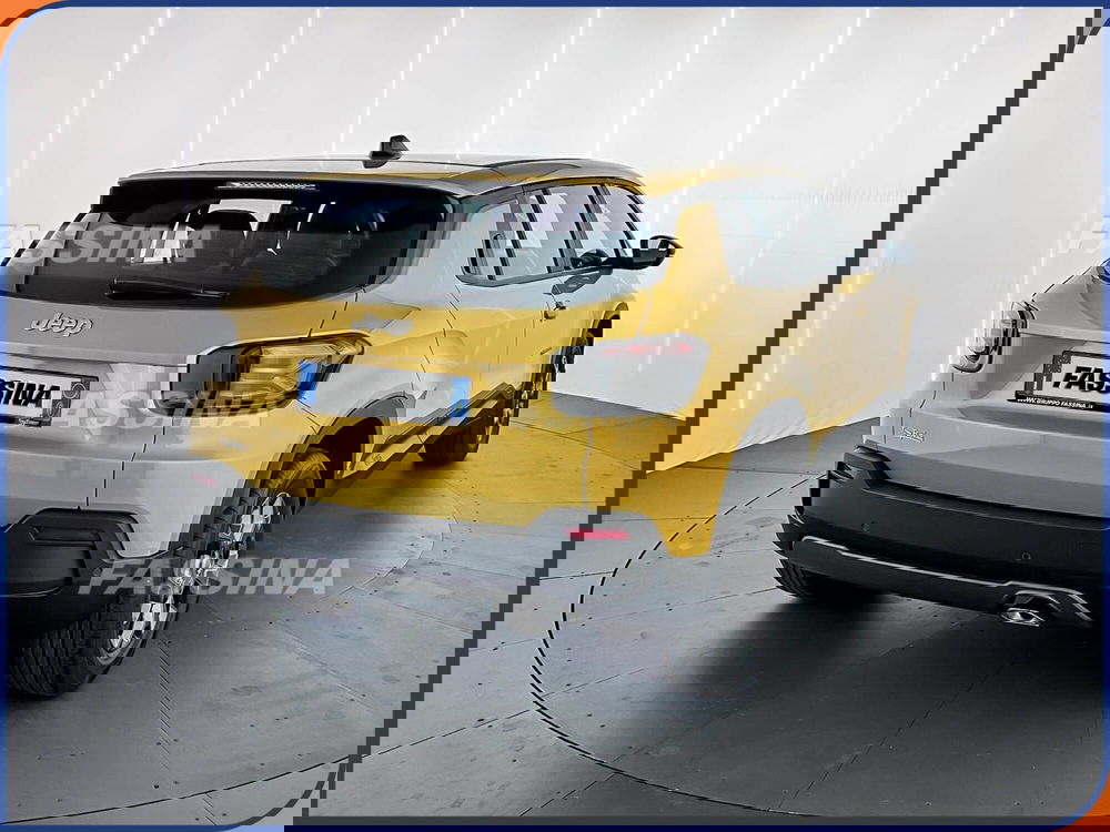 Jeep Avenger nuova a Milano (6)