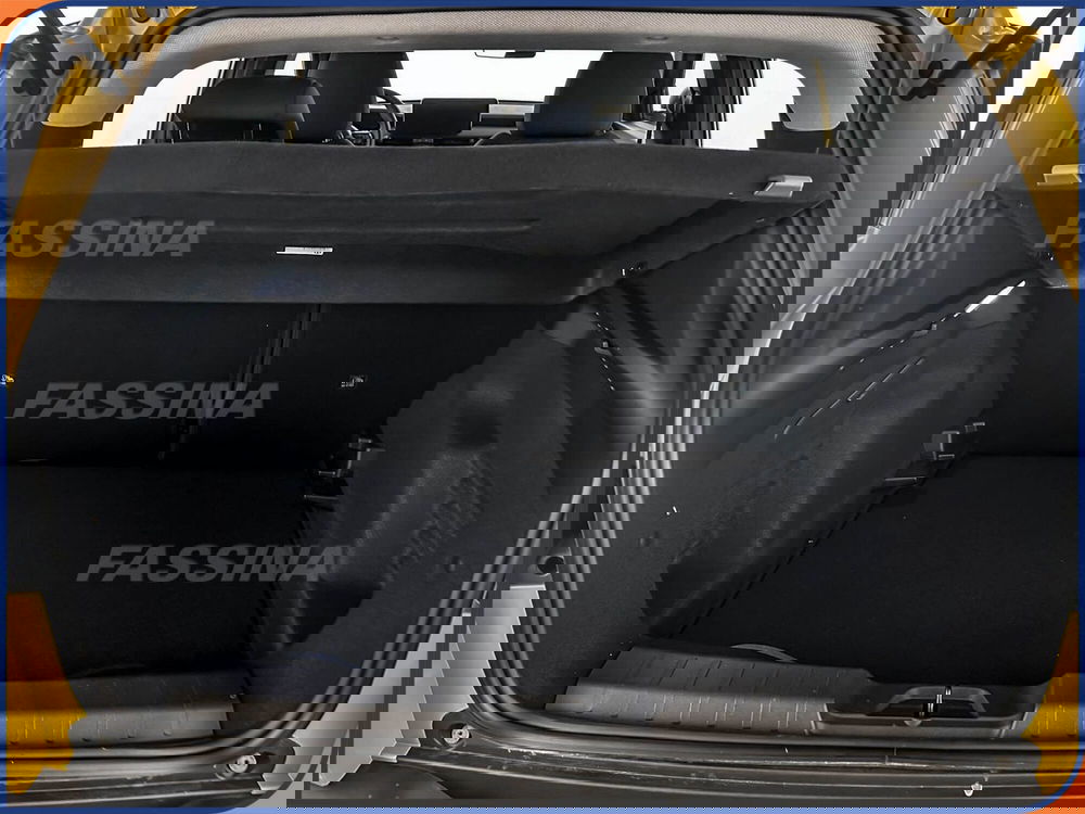 Jeep Avenger nuova a Milano (11)