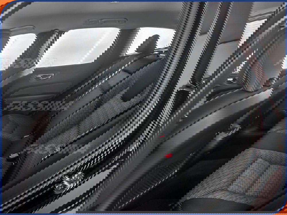 Volvo XC60 usata a Milano (10)