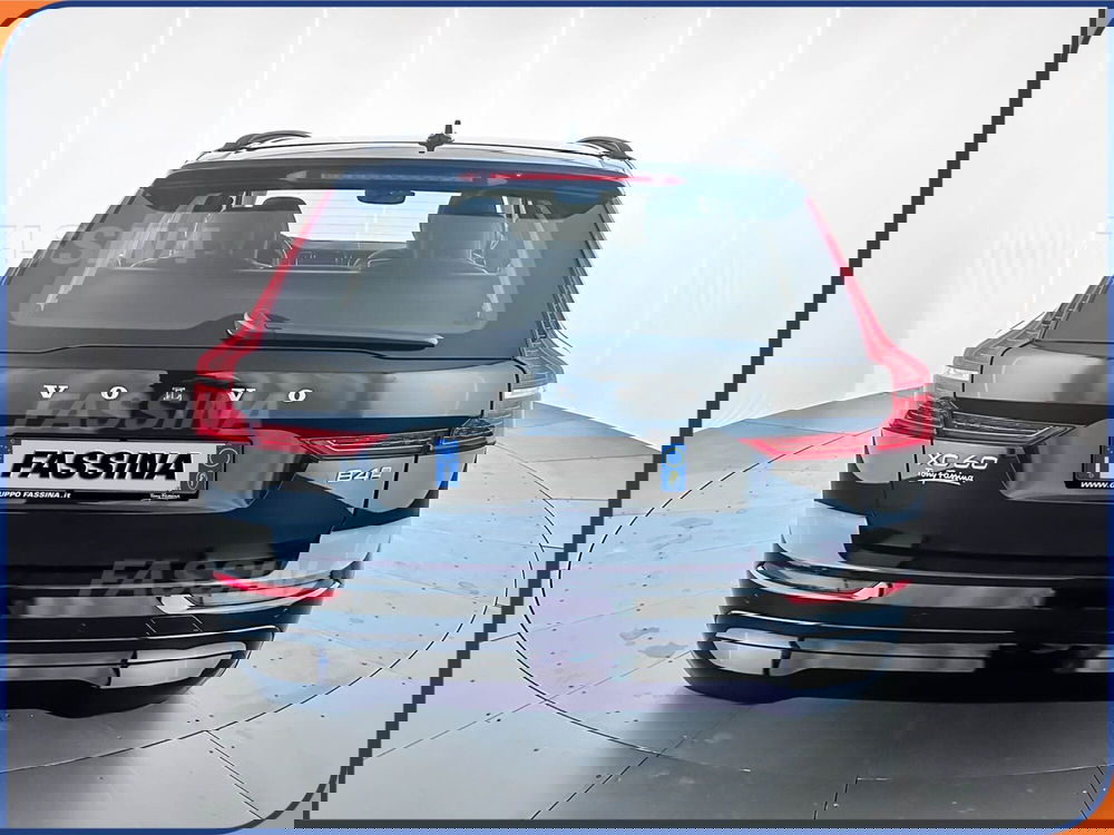 Volvo XC60 usata a Milano (5)