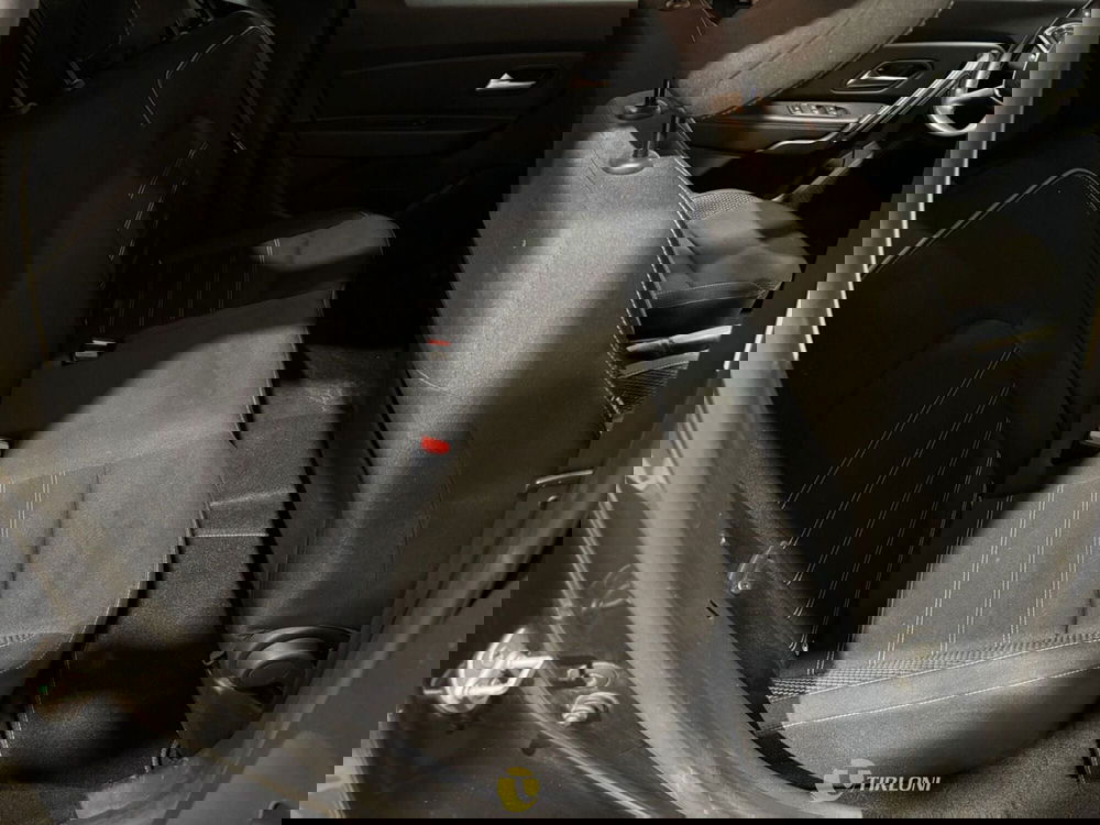 Dacia Duster usata a Milano (12)