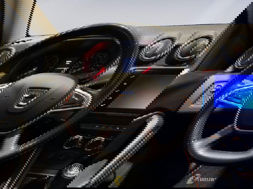 Dacia Duster usata a Milano (16)