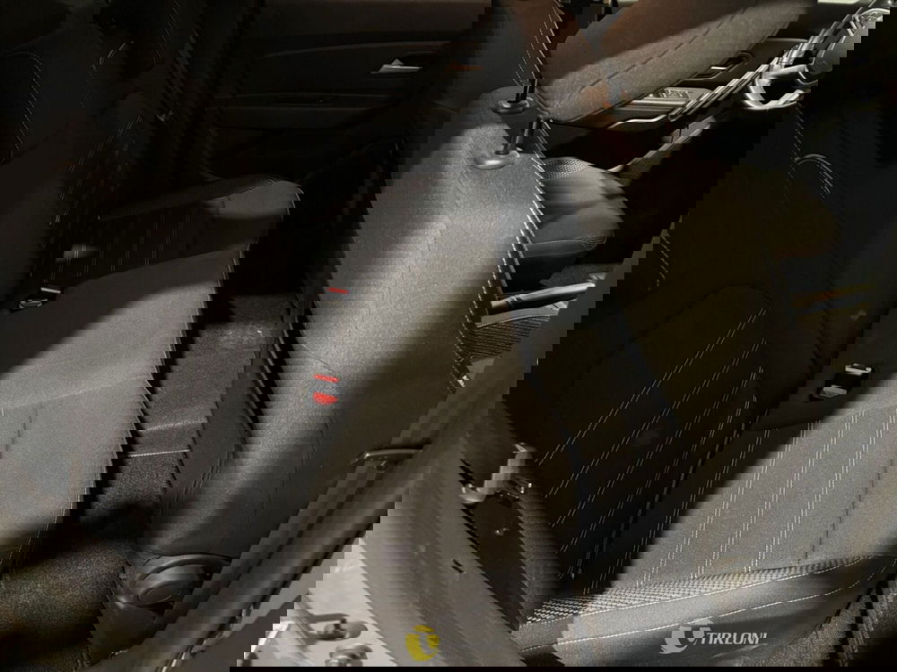 Dacia Duster usata a Milano (12)