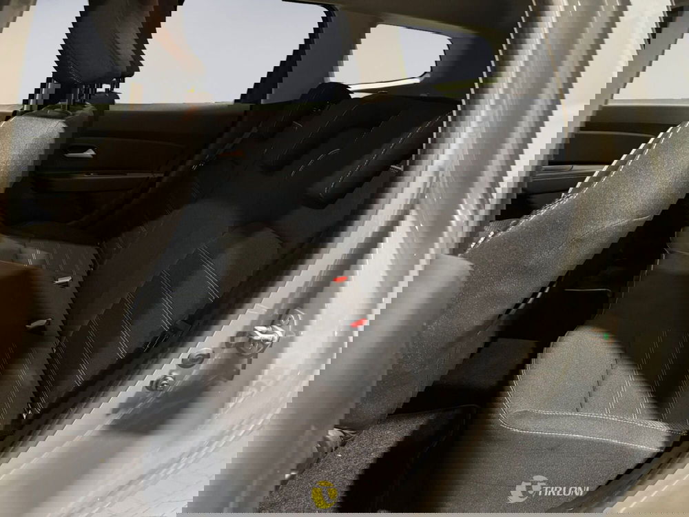 Dacia Duster usata a Milano (13)