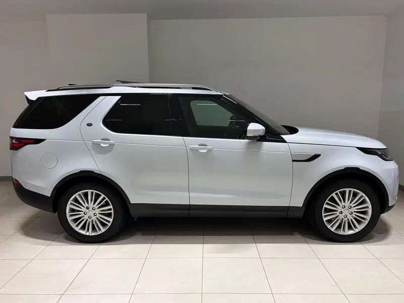Land Rover Discovery usata a Napoli (7)