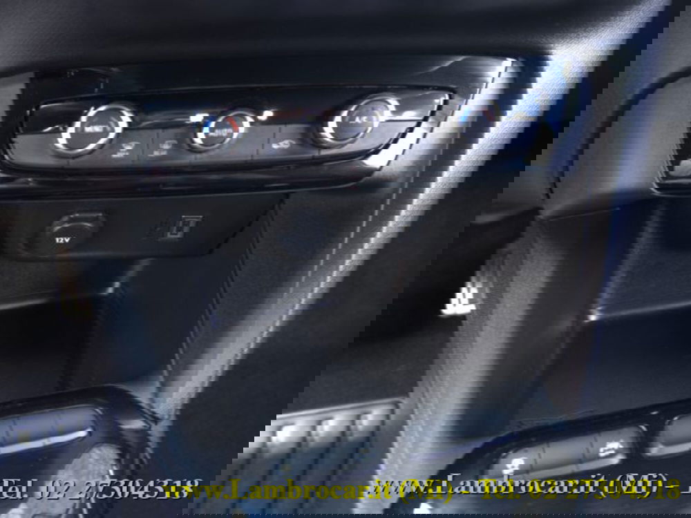 Opel Corsa usata a Milano (16)