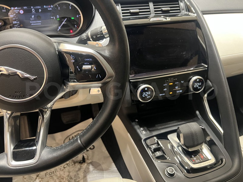 Jaguar E-Pace usata a Forlì-Cesena (18)