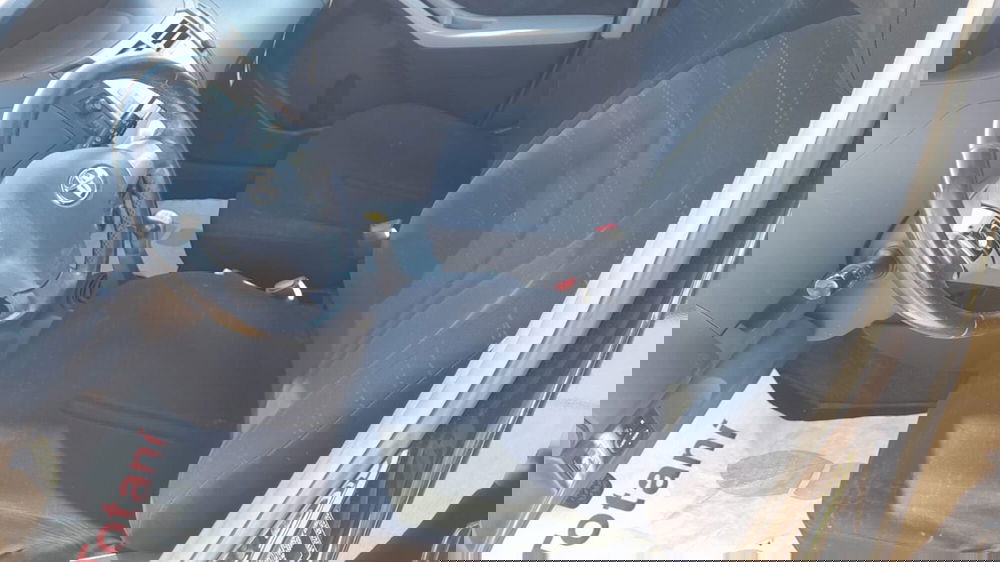 Toyota Yaris usata a L'Aquila (14)